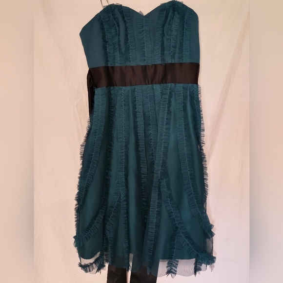 Max & Cleo Dark Jade Sophia Strapless Sweetheart Dress Size 2 Ruffle Tulle - Picture 8 of 16